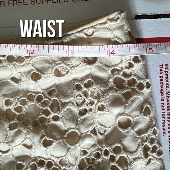 Y2K J Crew : cream floral eyelet mini skirt - Picture 10 of 11